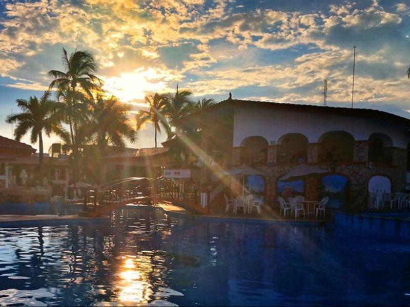 Hotel María Isabel Colima Exterior foto