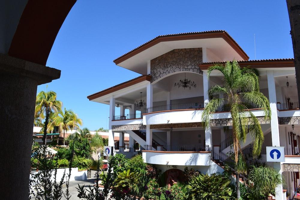 Hotel María Isabel Colima Exterior foto